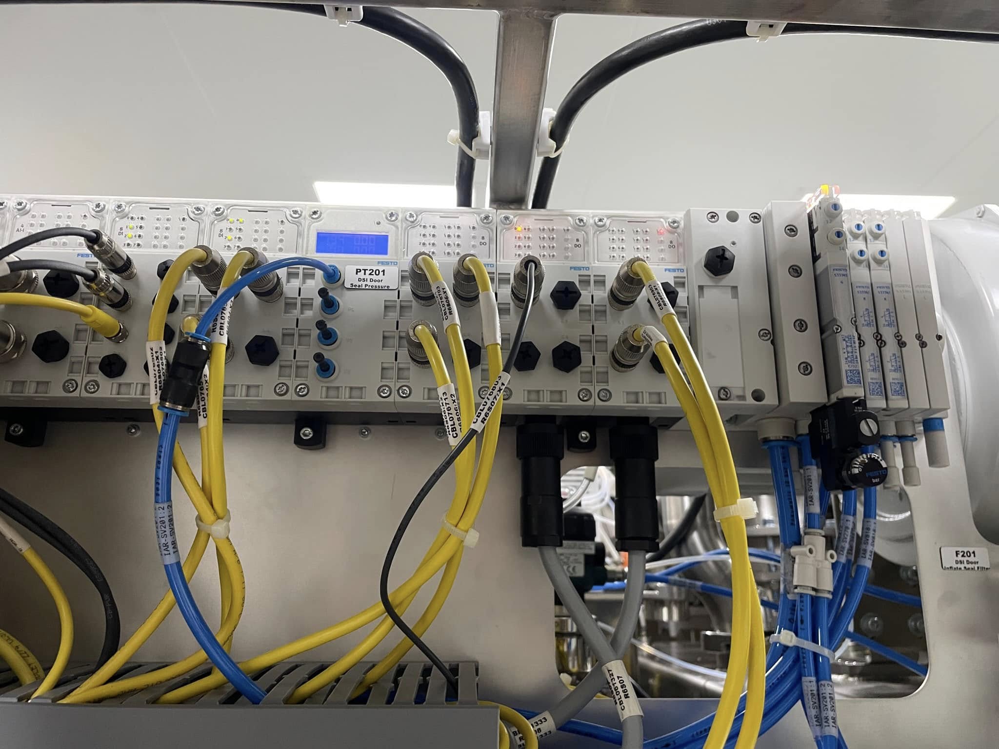 Festo IO-Link modules and pneumatics with every cable individually labelled.